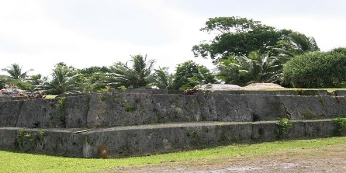 Tangi 'a Tungī 'ia Tuku'aho