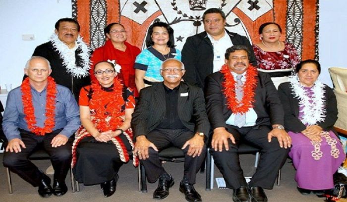 Front Row: Alan Wilson (CEO, Alliance Health Plus), Jenny Salesa (Labour MP, Manukau East), Dr Maika Kinahoi-Veikune (Public Health Physician), Rev. Kalolo Fihaki (Senior Advisor, (Ministry of Pacific Island Affairs), Lita Foliaki (ADHB Pacific Health Gain Manager). Back Row: Dr Viliami Puloka (Public Health Physician), Dr Linita Manu’atu (Senior Lecturer, Pasifika Education, AUT), Viviena Pole (Operations Manager, Alliance Health Plus), Dr Viliami Tutone (Renal Specialist, Middlemore Hospital), Vaiola Mone Ha’unga (Public Health Nurse & Master SME Trainer).
