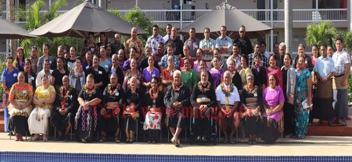 Sekelitali Lahi ‘o e Siasi Uesiliana Tau’atāina ‘o Tonga Rev. Dr. Tevita Koloa'ia Havea, Lady 'Eseta Fusitu', Lady Tuna Fielakepa mo e ni'ihi na'a nau kau atu ki he Konifelenisi. Faitā 'a e MEIDECC