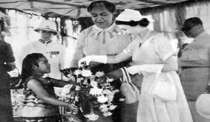 Nepituno: Tukupā kia Kuini 'Ilisapesi II