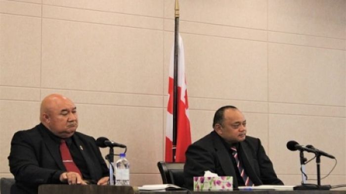 Hon. Dr. Saia Ma'u Piukala mo e 'EIki Palemia 'o Tonga Hon. Hu'akavameiliku